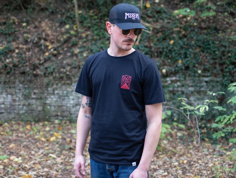 T-Shirt We Are Punks In A Manor