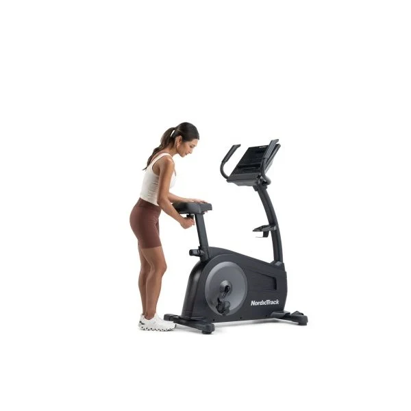 GX LE Upright Bike