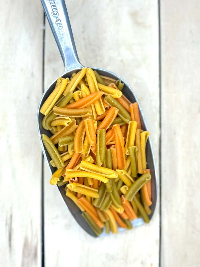 Casarecce tricolores sans gluten (lentilles, petit pois et pois chiches) +/- 250gr