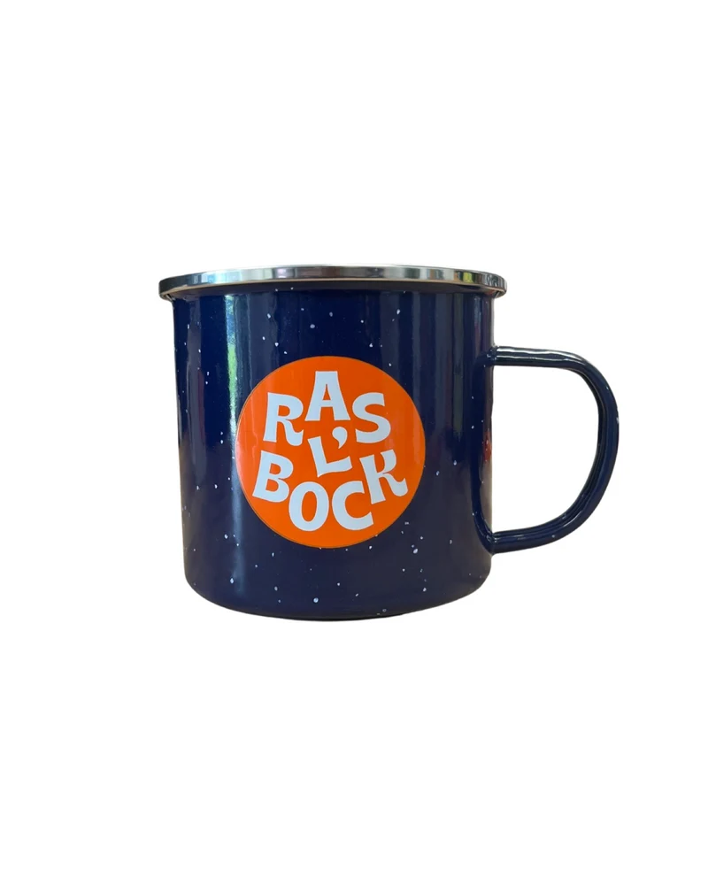 Tasse en émail