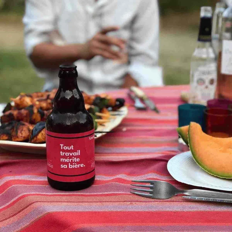Bière personnalisée d'entreprise