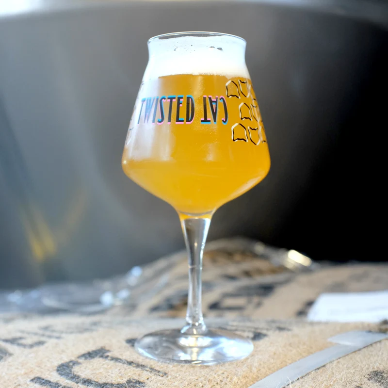 Twisted Cat Teku Glass