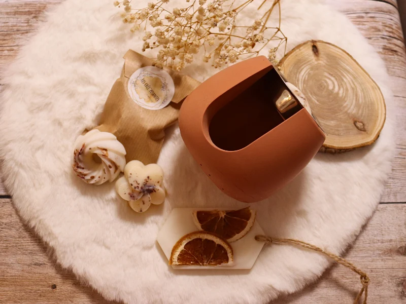 Coffret Brûle-parfum + 3 fondants parfumés + 1 Suspension parfumée
