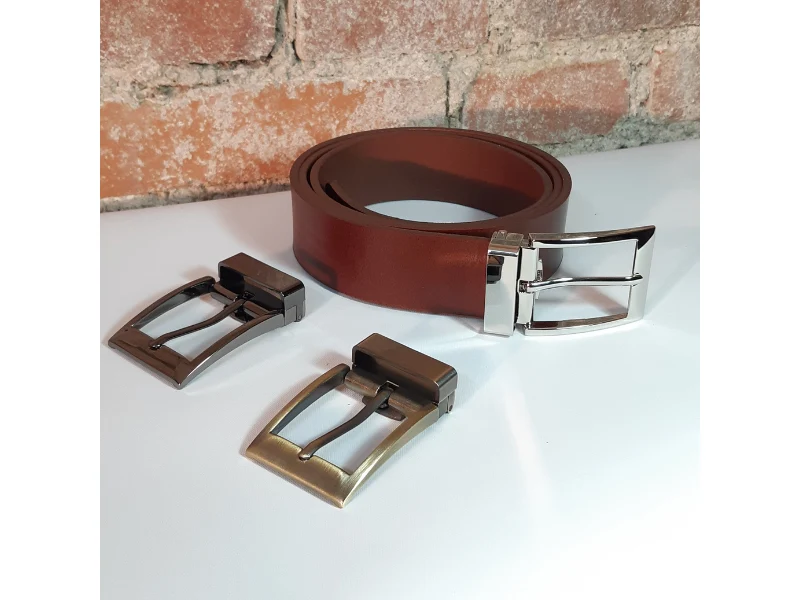 Ceinture en cuir tannage végétal et boucles interchangeables