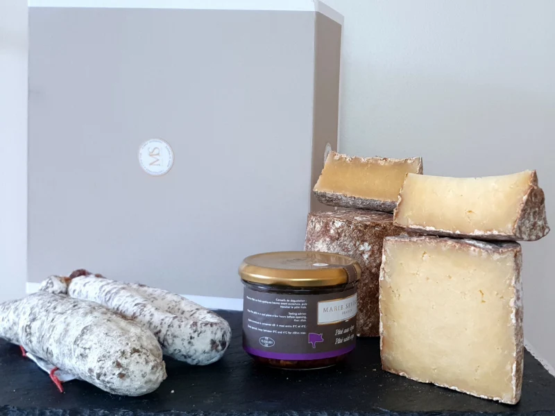 Dégustation Auvergnate : Fromage, Saucisse sèche et Pâté aux Cèpes