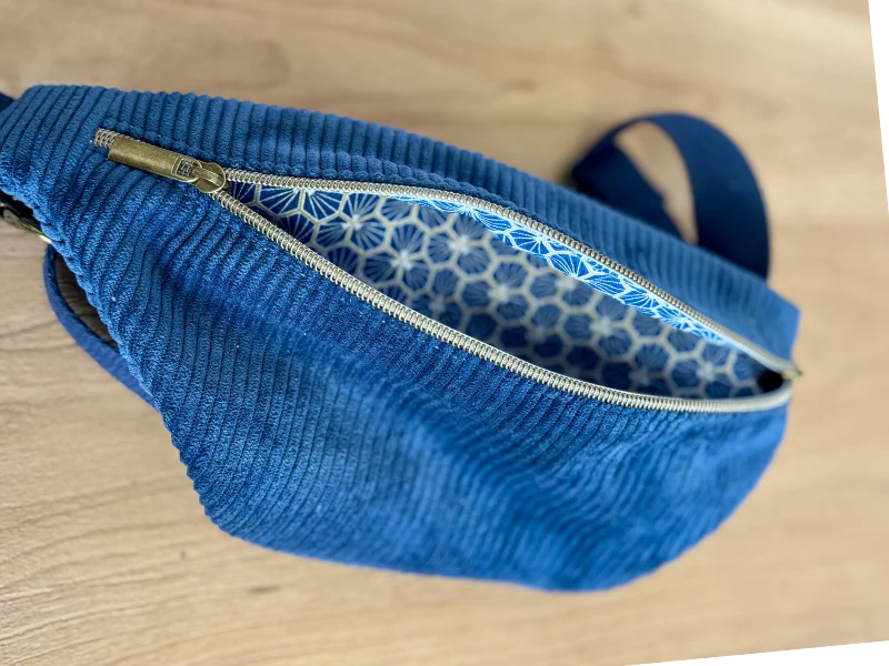 Sac banane en velours côtelé