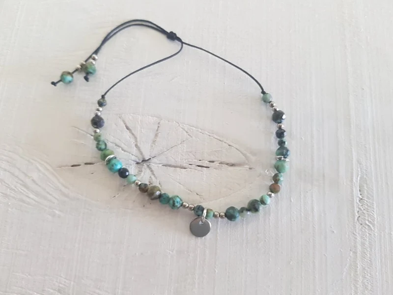 Bracelet en pierres fines