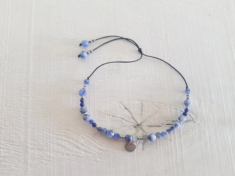 Bracelet en pierres fines