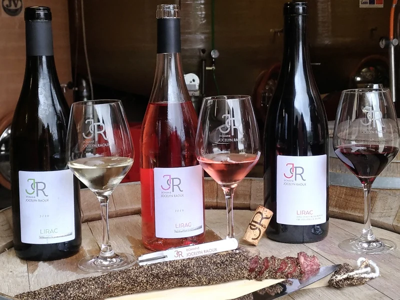 Coffret découverte 3 couleurs AOC Lirac en Vallée du Rhône - 6 bouteilles