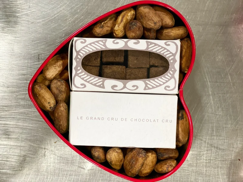 Le Coffret Cœur D'amour x Nuit blanche - Truffes et Fèves de Cacao cru