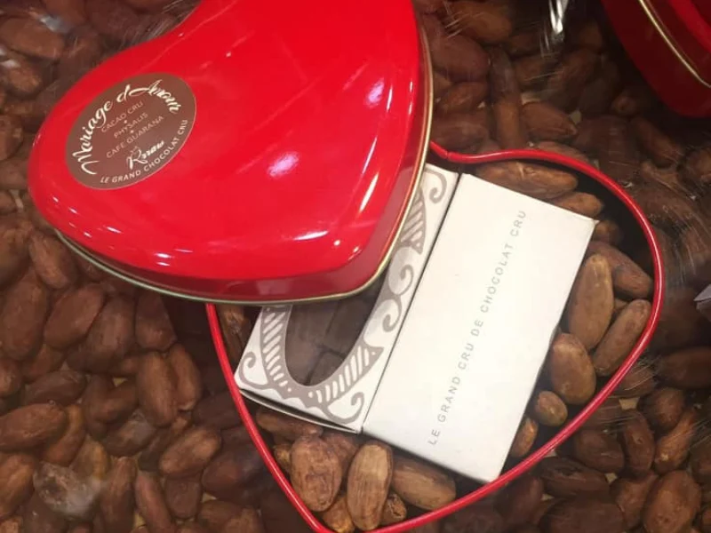 Le Coffret Coeur D'Amour x Doux rêves - Truffes et Fèves de Cacao cru