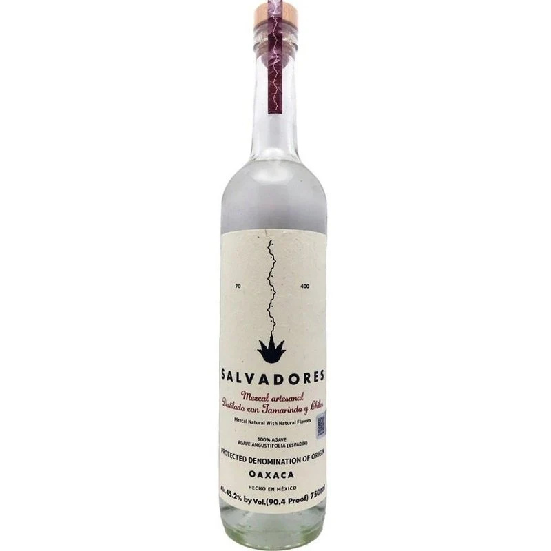 Salvadores Tamarindo y Chiles Mezcal Artesanal