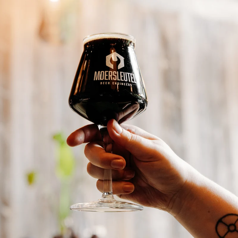 Motor Oil Imperial Stout 0,5% 44 cl - Moersleutel