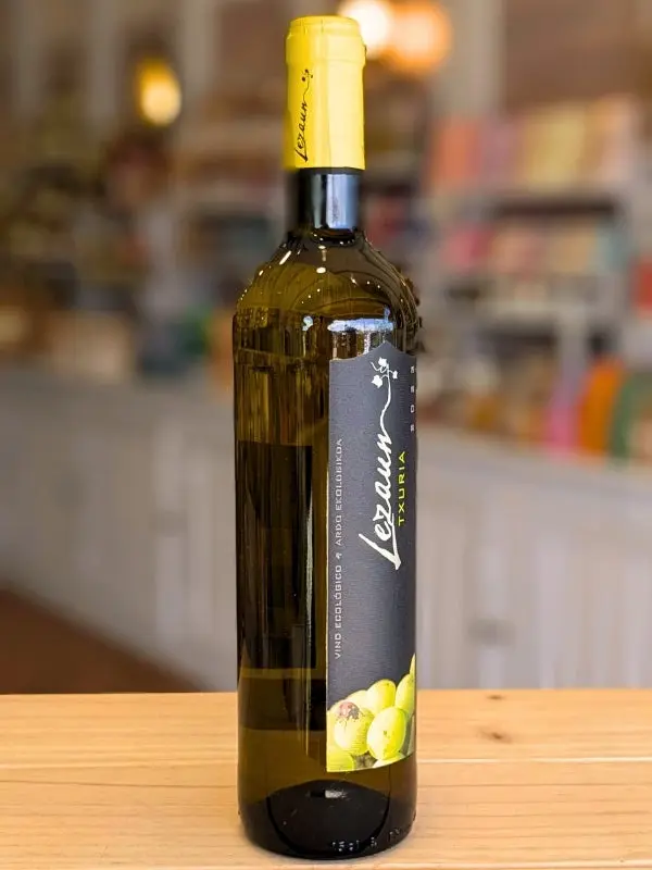 Vin blanc Txuria Lezaun