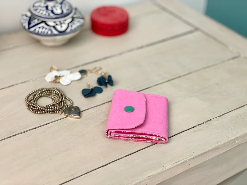 Mini trousse à bijoux en tissu, 4 compartiments