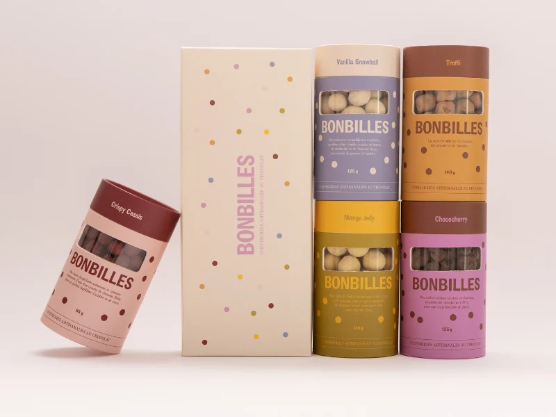1 coffret et 5 tubes de chocolats "Bonbilles" (840g)