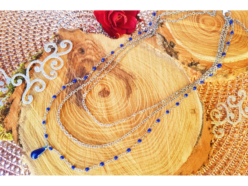 Bracelet et collier multi-rangs