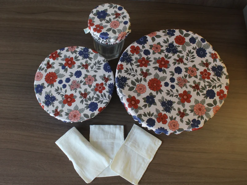 3 Sachets thé ou 2 filtres à café + 3 charlottes couvre plat