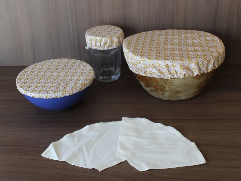 3 Sachets thé ou 2 filtres à café + 3 charlottes couvre plat