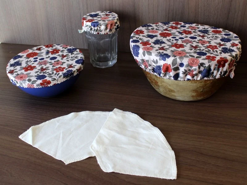 3 Sachets thé ou 2 filtres à café + 3 charlottes couvre plat