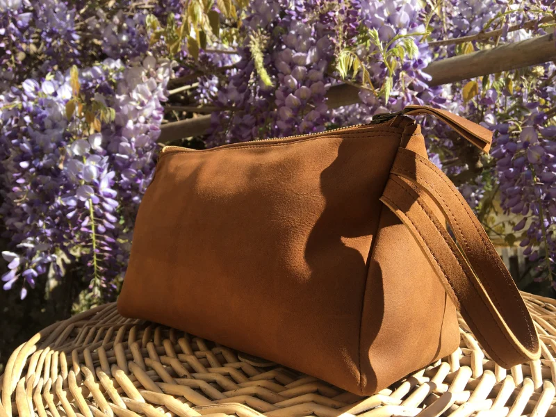 TROUSSE DE TOILETTE