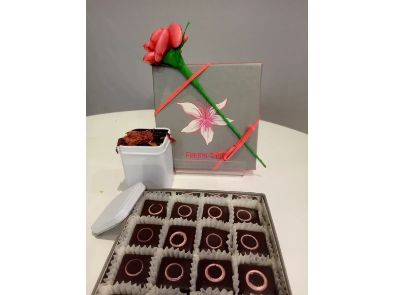 Triptyque gustatif fleur, thé et chocolat au thé