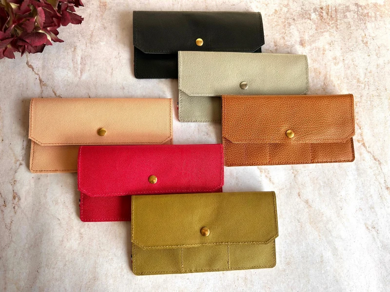 Pochette porte-cartes en cuir