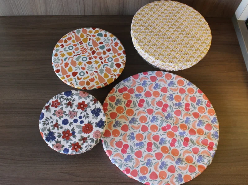 4 charlottes couvre-plat