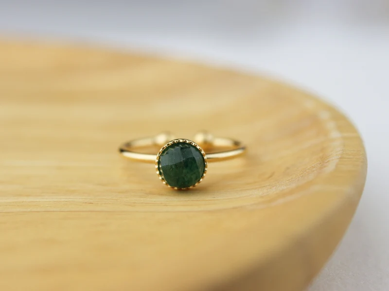 Bague plaqué or et pierre fine