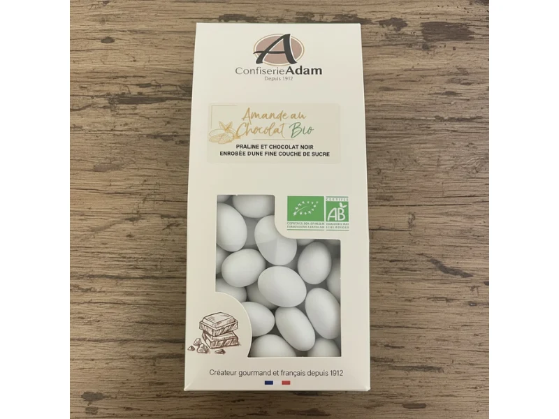 Spécilaités BIO, 575g : 3 tablettes et une boite d'amandes au praliné