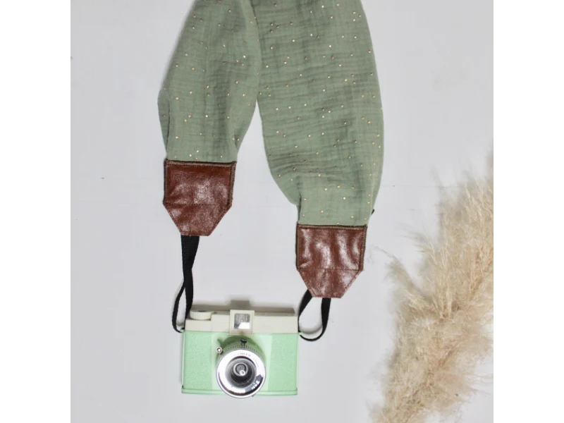 Sangle pour appareil photo et pochette en cuir