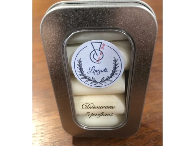 DEUX BOUGIES BLANCHE DE LAURAC, UN BRULE-PARFUM & 1 Boite 5 LINGOTS DECOUVERTE