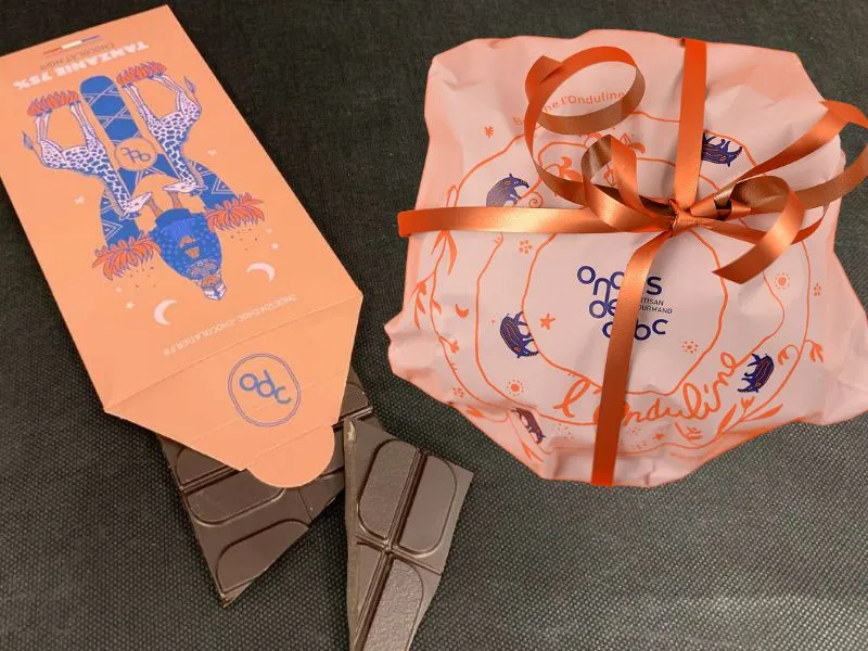 Onduline, Brioche à La Praline – Médaille d’Argent Tablette Tanzanie 75% noir