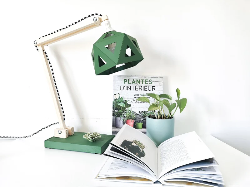Lampe de bureau origami