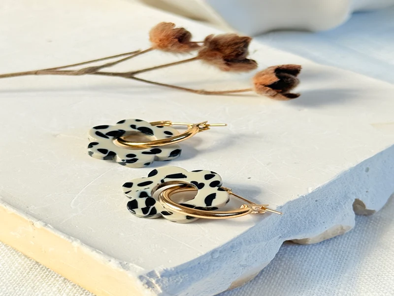 Boucles d'oreilles créoles FLORE