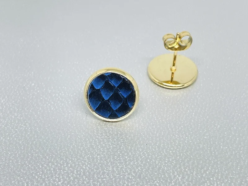 Puces d'oreilles en cuir marin Ilis