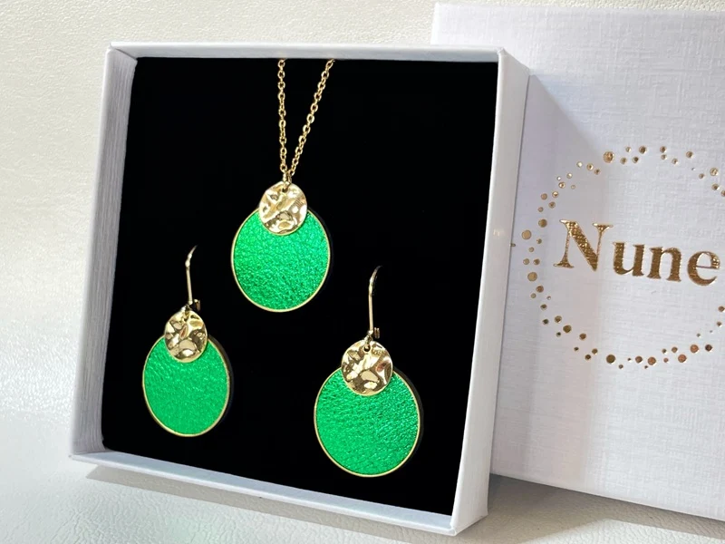 Parure collier et boucles d'oreilles Satellite