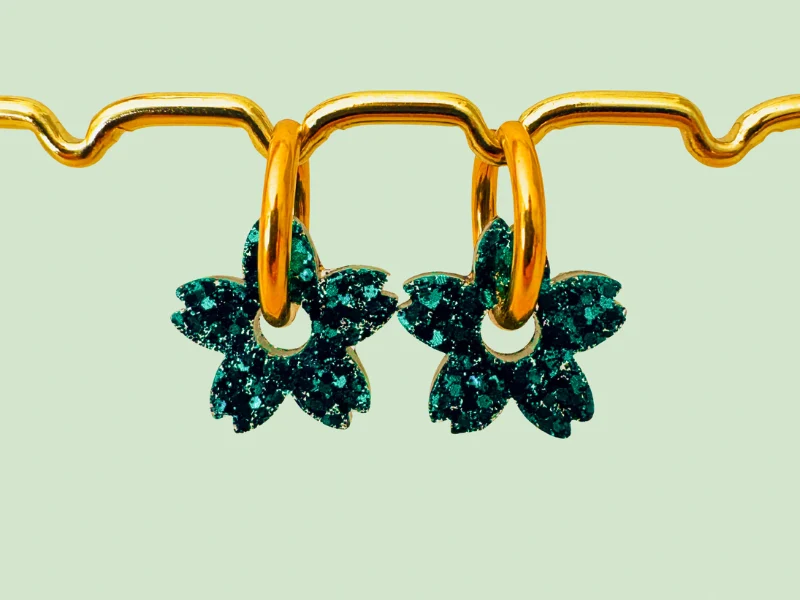 Boucles d'oreilles Fleurs Tiaré Pailletées