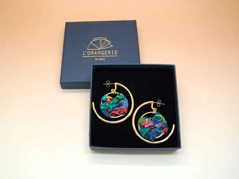 Boucles d’oreilles créoles en soie et laiton doré or fin 24k
