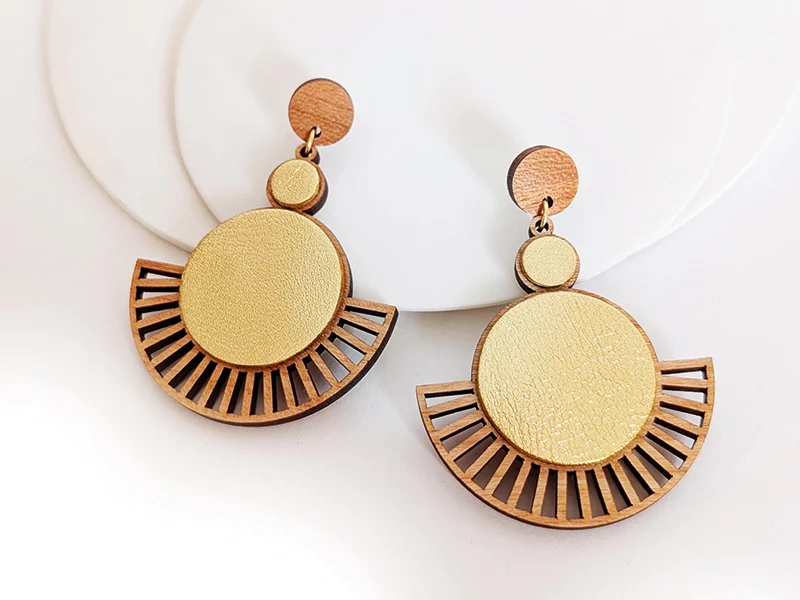 Boucles d'oreilles en bois (option clip pour oreilles non percées)