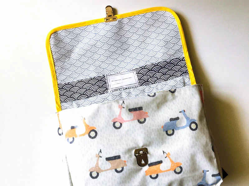 Cartable maternelle en tissu enduit