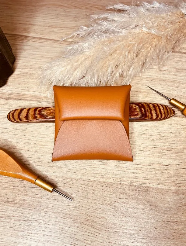 1 PORTE MONNAIE en CUIR
