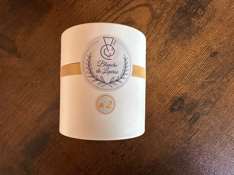 DEUX BOUGIES BLANCHES DE LAURAC AUX HUILES ESSENTIELLES