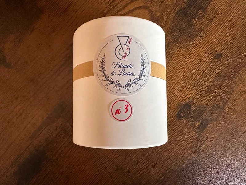 DEUX BOUGIES BLANCHES DE LAURAC AUX HUILES ESSENTIELLES