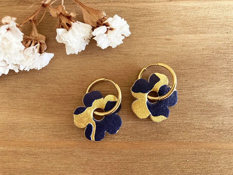 Boucles d'oreilles fleur en cuir