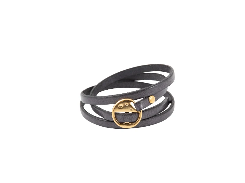 Bracelet Lanière en cuir fermoir doré