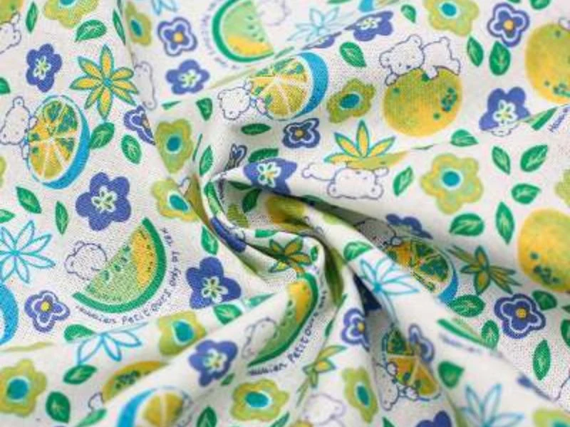 Coffret 5 lingettes démaquillantes + son panier, son chouchou et sa fleur de douche