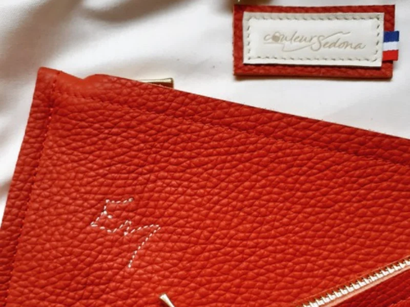 Pochette cuir de veau grainé 24cm