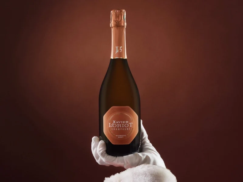 Une Bouteille Champagne Loriot Hypnotic