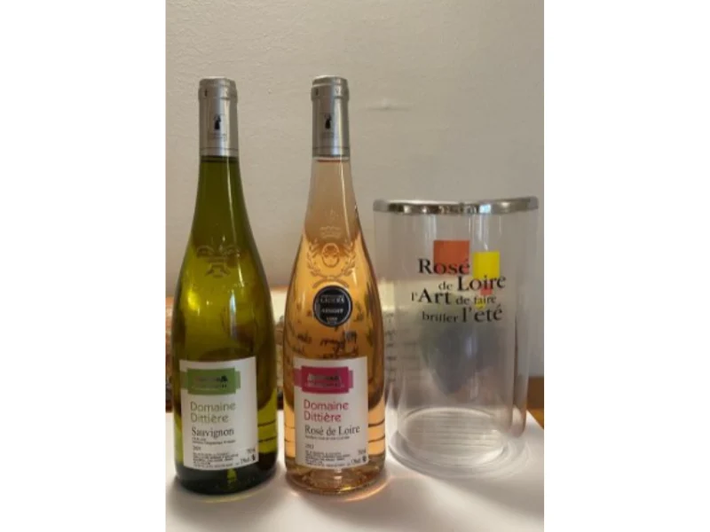 Coffret vin de la Loire 2 bouteilles blanc et rosé